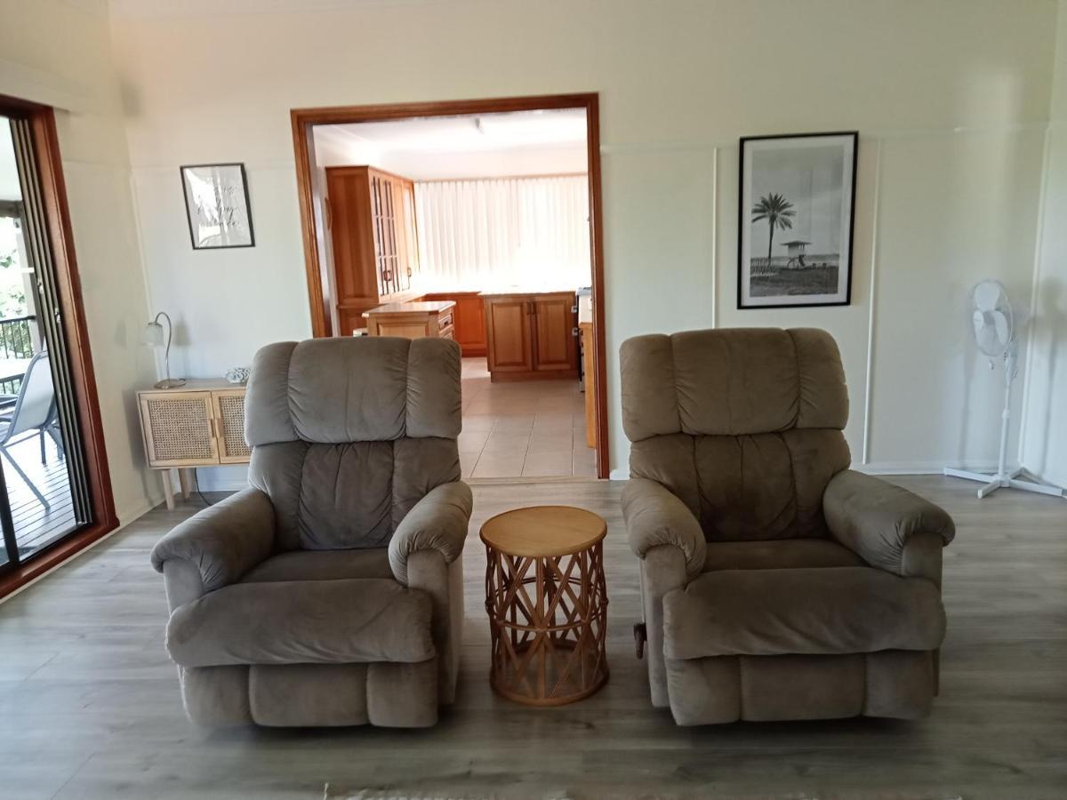 Boyle'S Beach House - Fully Furnished 3 Bedroom Home. Secure Parking. Nambucca Heads Bagian luar foto